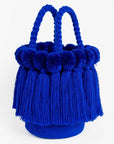 Bolso con pompones y borlas de algodón
