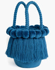 Bolso con pompones y borlas de algodón
