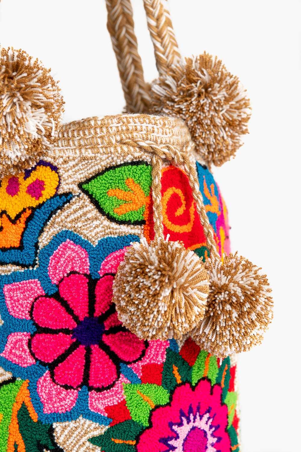 Bolso Wayuu hecho a mano
