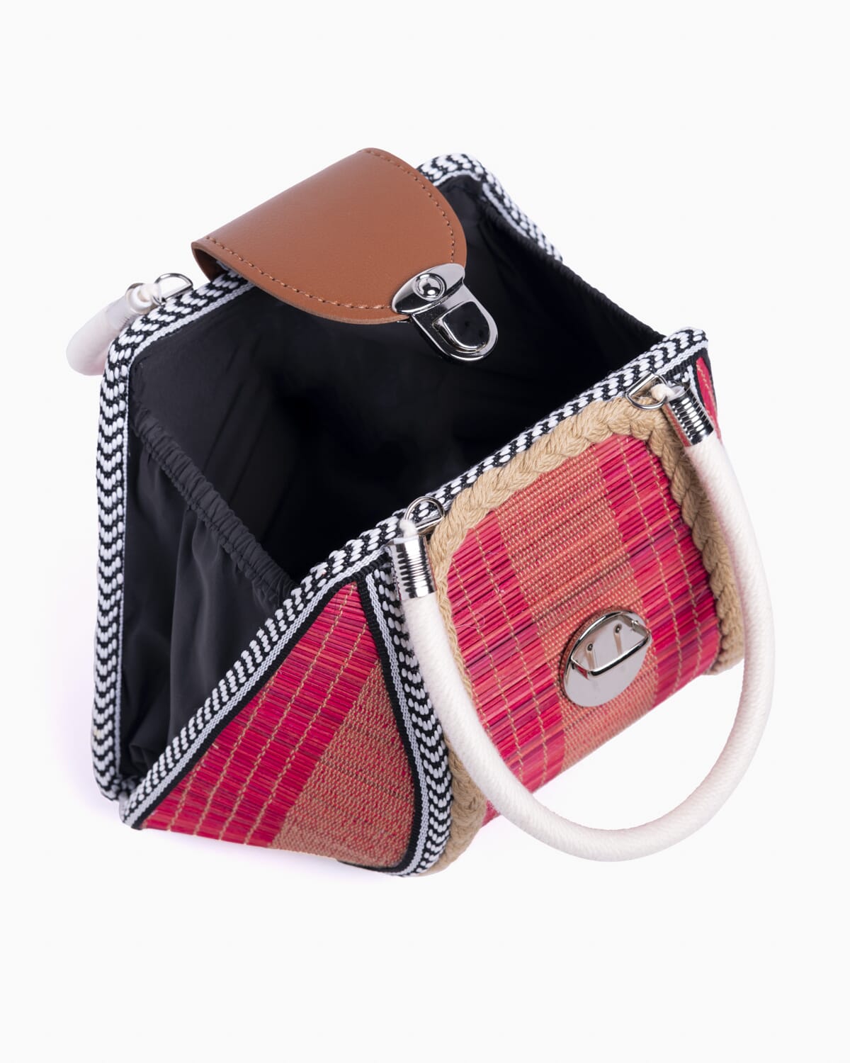 Bolso en bambú hecho a mano 