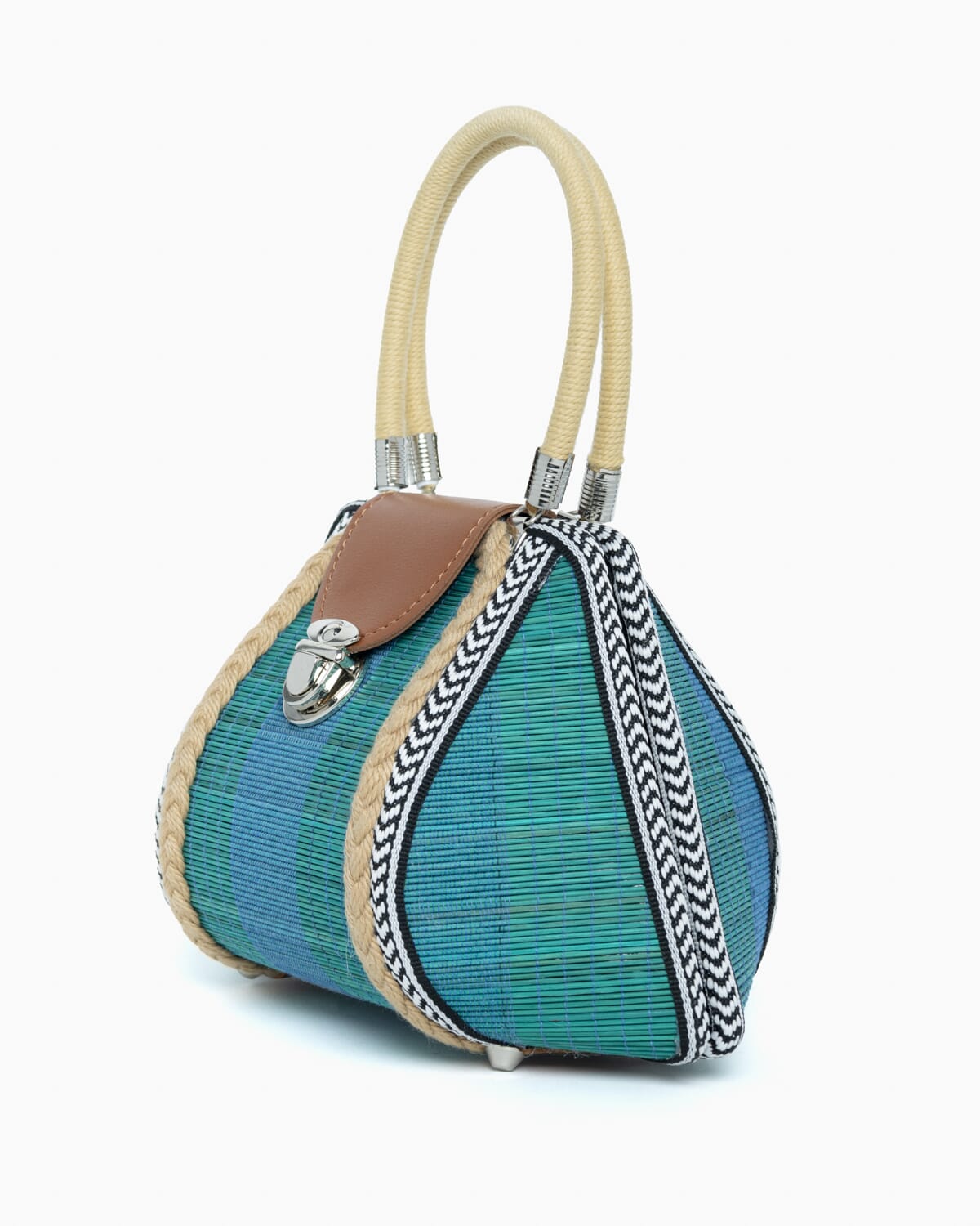 Bolso en bambú hecho a mano 