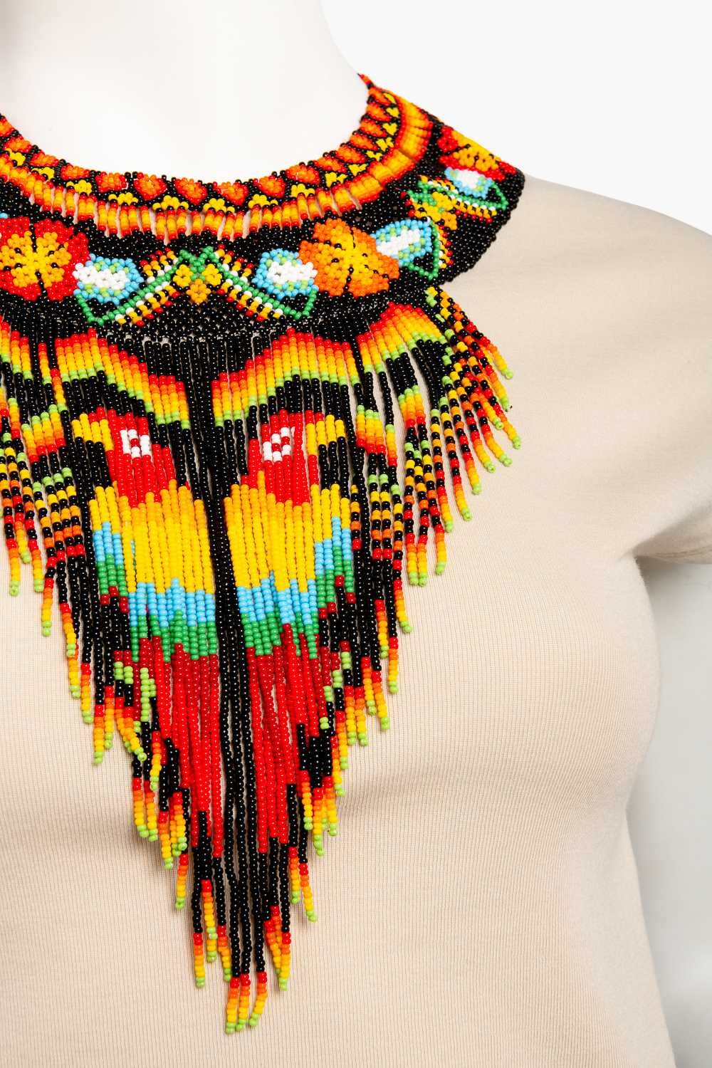 Collar de abalorios indígena Embera