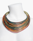 Collar en hilos de seda